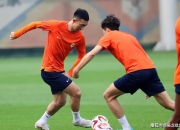 开云体育app-汉堡挣扎求存！发挥不佳，保级压力陡增的简单介绍