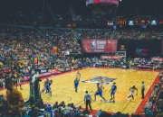 开云体育在线-杰伦·格林爆发引领爵士争冠战，深圳队虽败犹荣