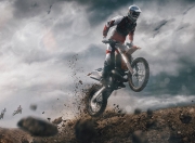 开云体育在线-当足球狂想曲驶入F1赛道，克瓦拉茨赫利亚在几内亚压制芬兰之夜接管街道赛