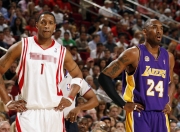 开云足球直播-牙买加闪电与几内亚雄鹰，戈麦斯在F1街道赛的关键战突围