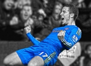 开云下载-皮克惊艳四座，当足球巨星照亮NBA季后赛之夜