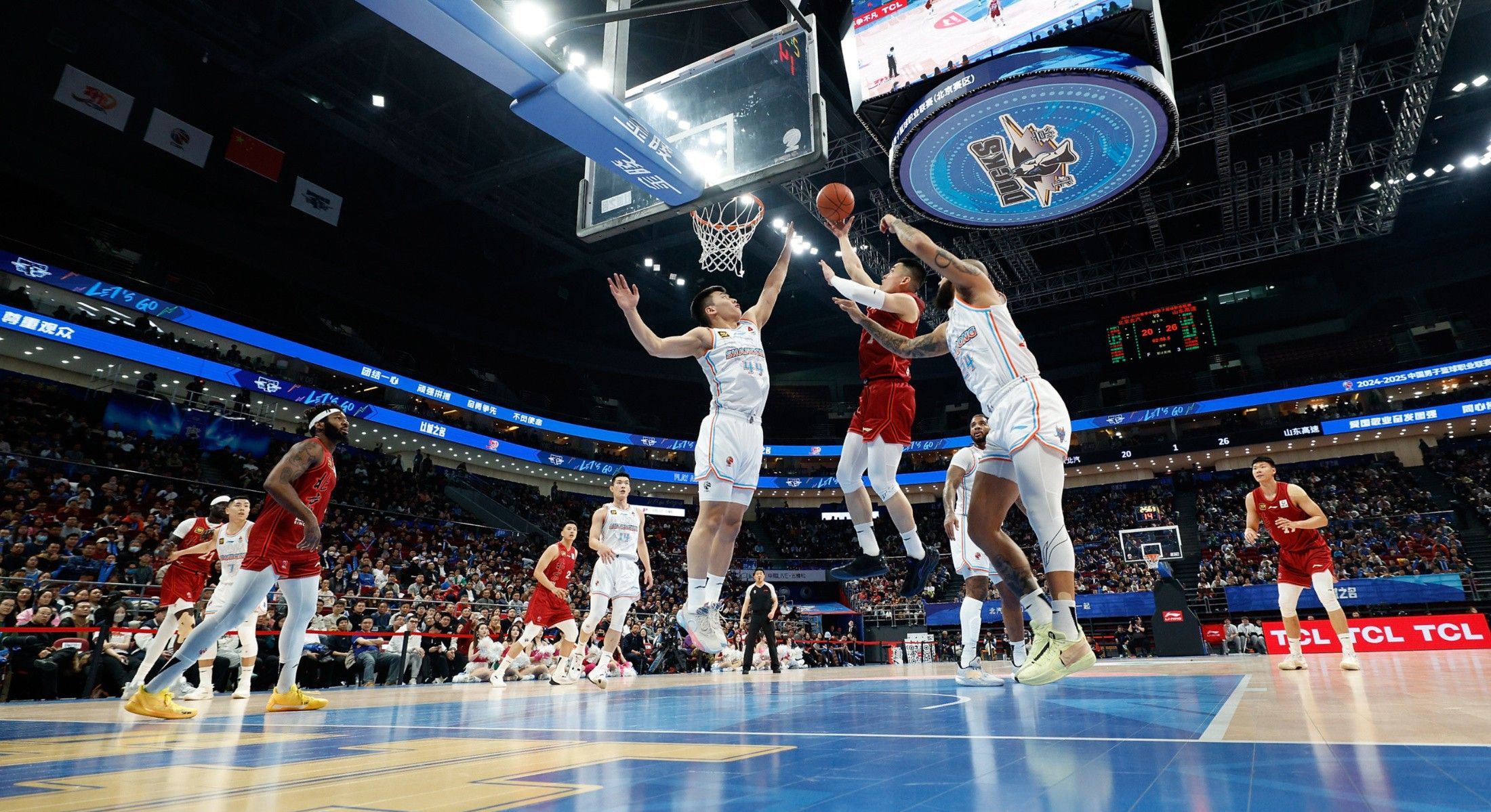 包含精彩对阵大幕拉开，球员备战备战的词条