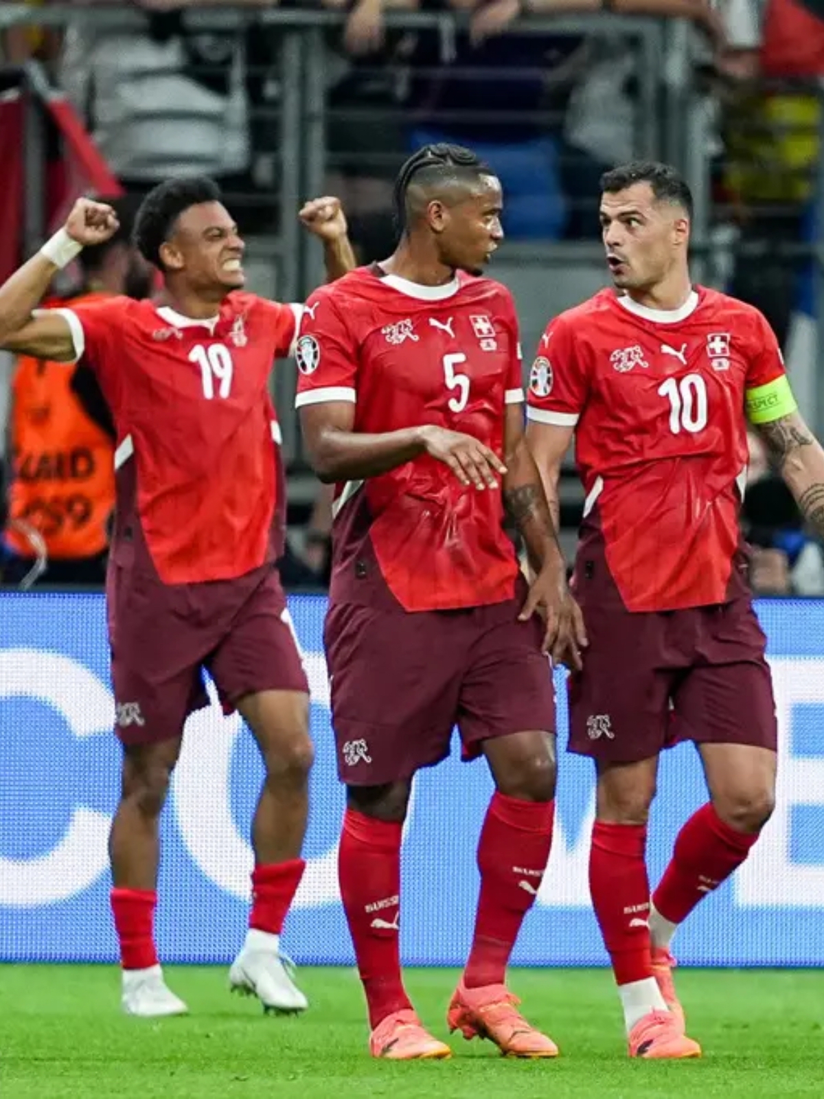 东欧球队在比赛中展现出色技术 东欧球队在比赛中展现出色技术