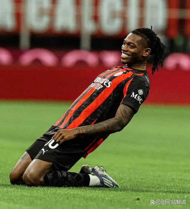 关于AC米兰客场被那不勒斯逆转，连败不止的信息