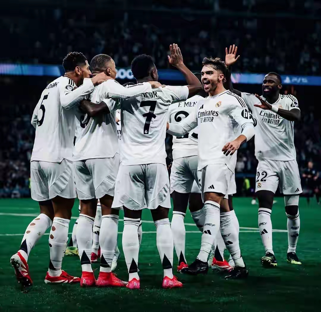 包含皇马大胜对手，欧冠赛场再现辉煌的词条