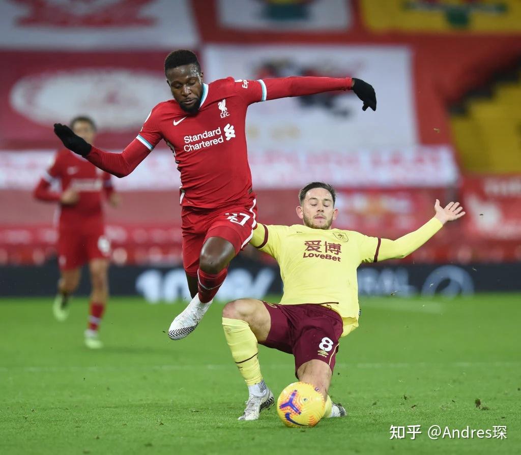 斯旺西战平伯恩利：保持不败