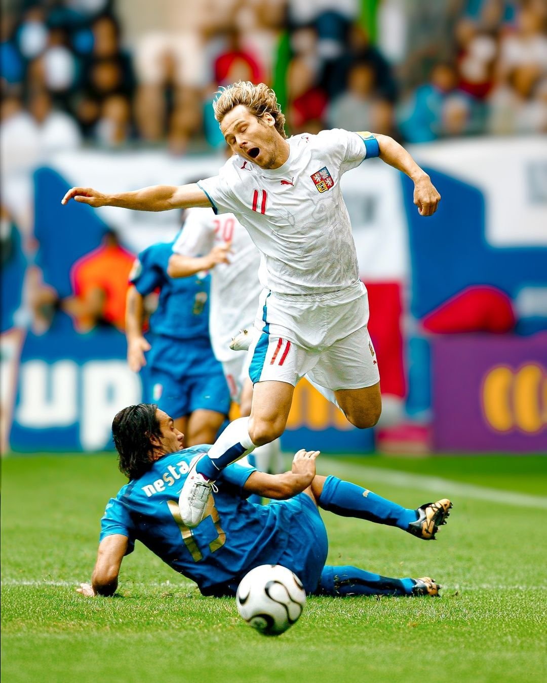 战术巧妙：球队在比赛中运用独特战术获得胜利的简单介绍