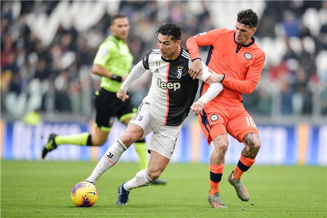 包含丹麦鏖战尤文，迪马利亚状态火热的词条