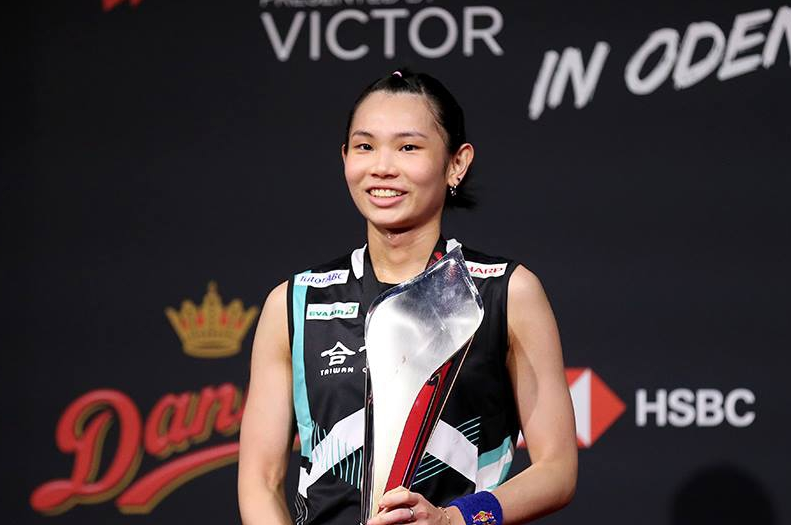 包含日本羽毛球队绝杀印度羽毛球队，戴资颖完成帽子戏法的词条