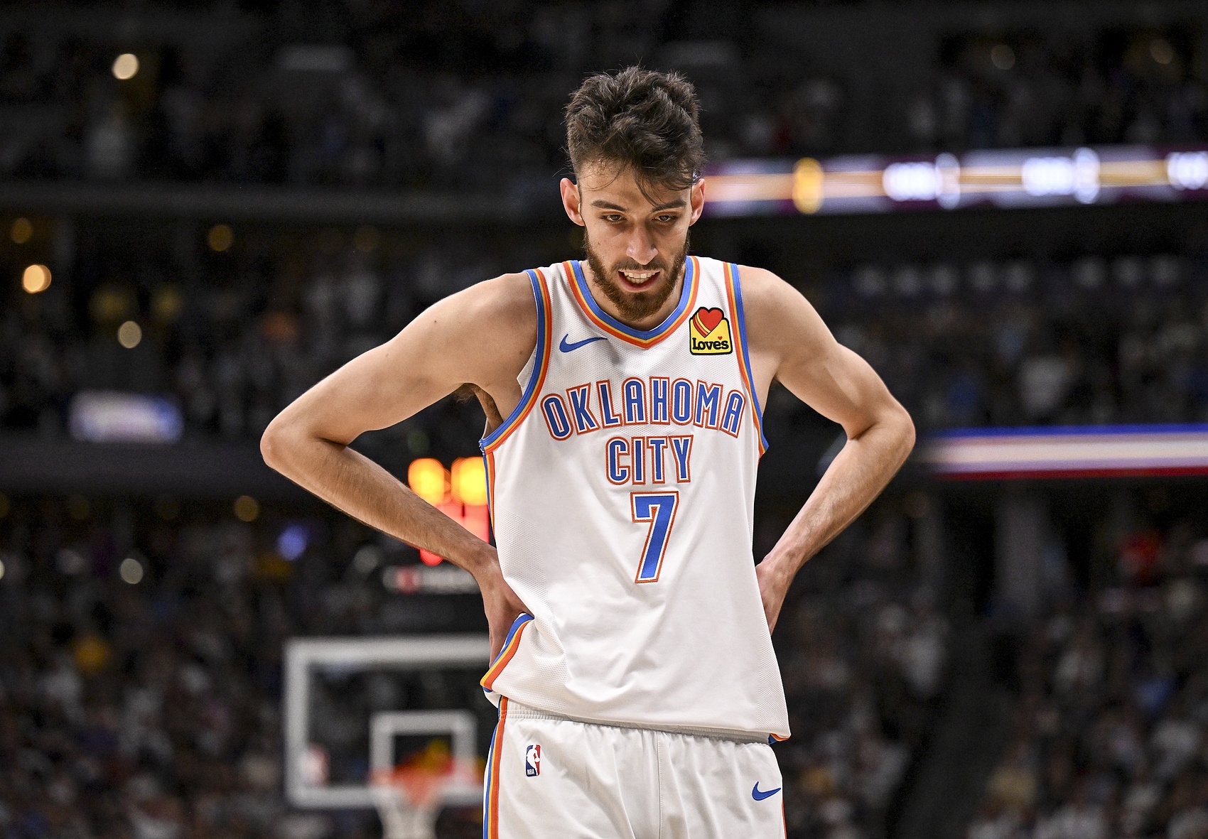 篮网鏖战新疆队，西亚卡姆惊艳四座的简单介绍