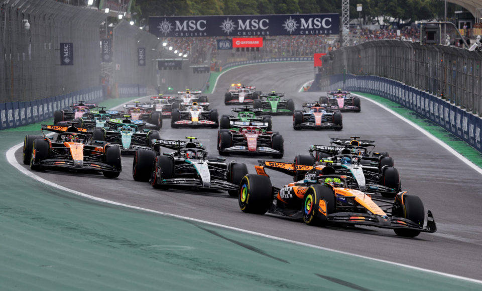 梅赛德斯轻取哈斯车队，诺里斯扛起全队的简单介绍