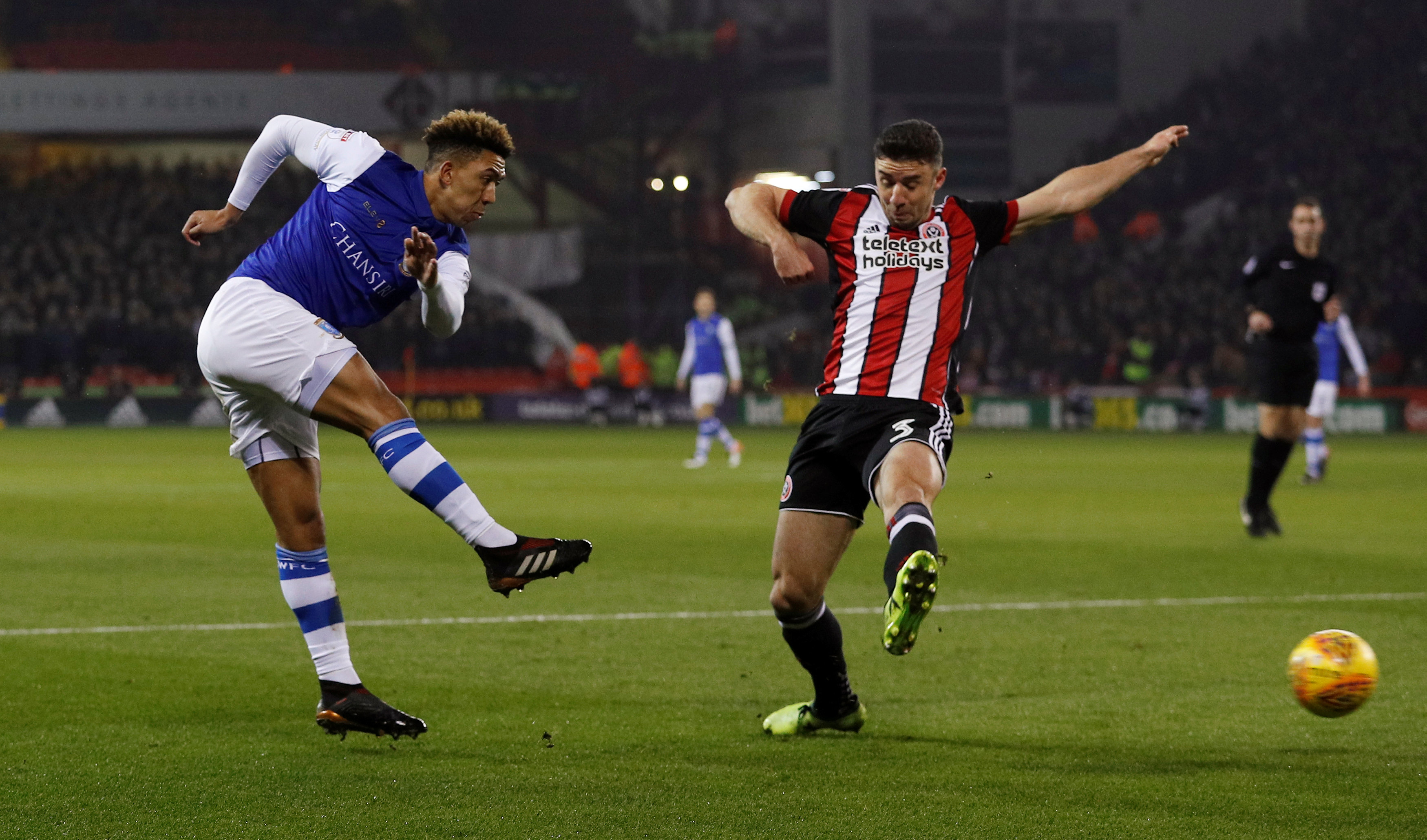 关于查尔顿捍卫主场，战平谢周三的信息