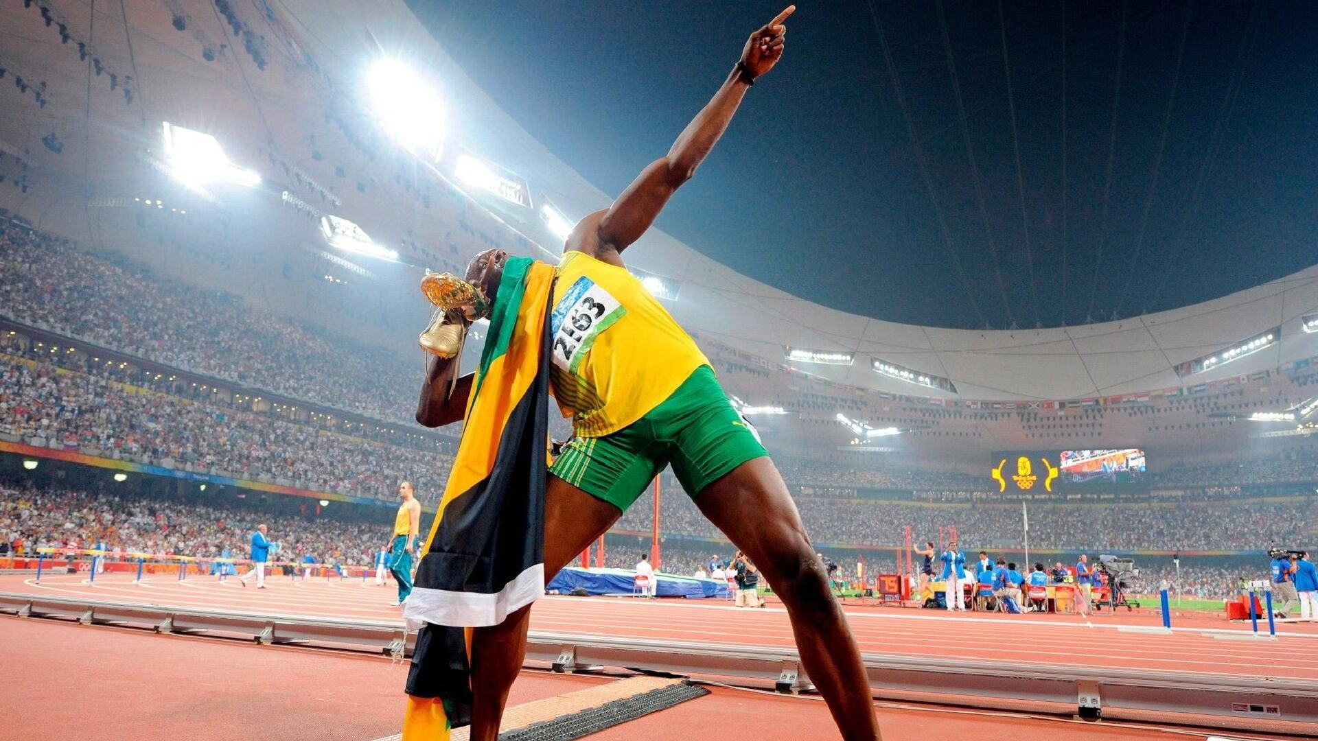 法拉利横扫威廉姆斯,诺里斯刷新纪录,速度与传承的胜利